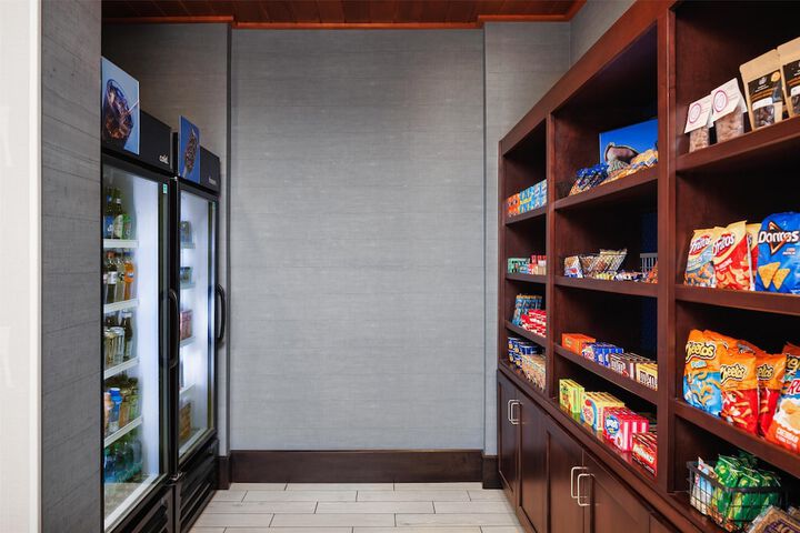 Snack bar