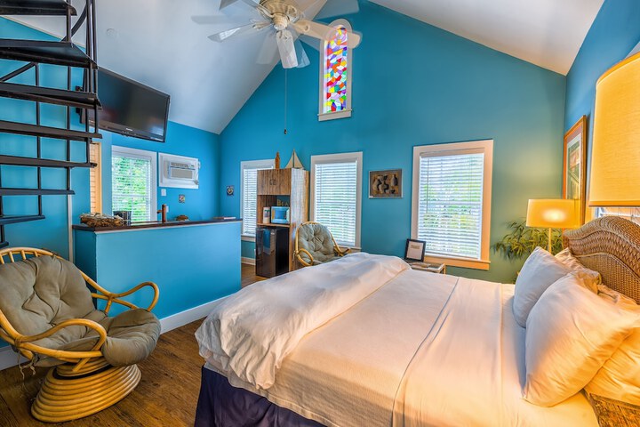 Room 42 of 192