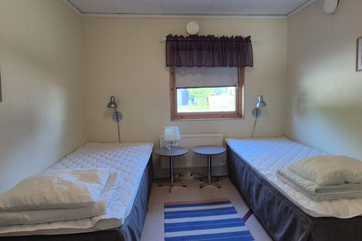 Room 9 of 68