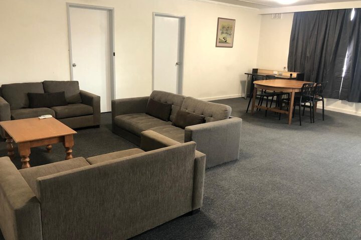 Room 34 of 52