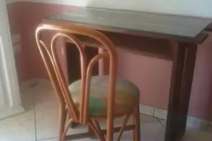 Room 2 of 9