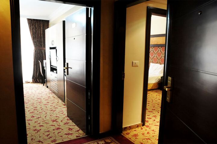 Room 14 of 79
