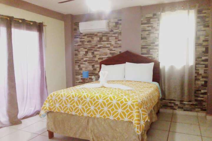 Room 22 of 108