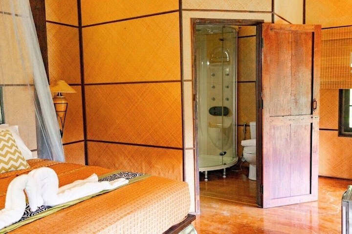 Room 41 of 77