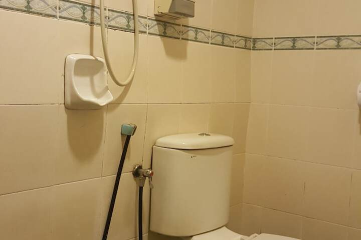 Room 29 of 48