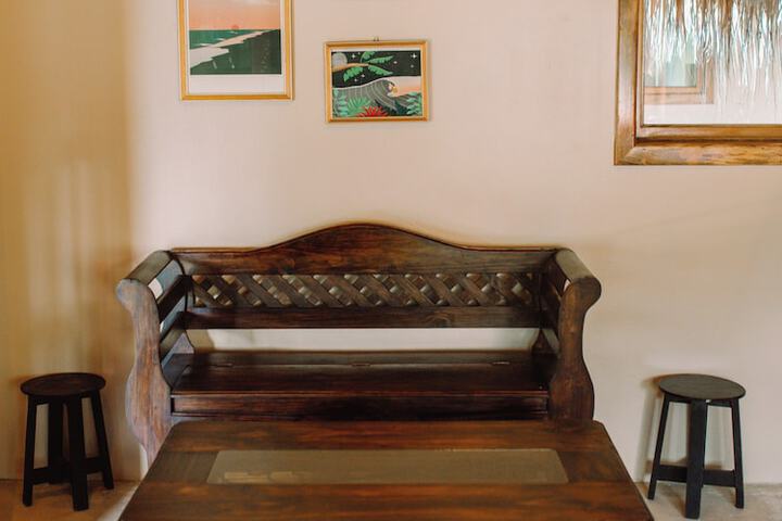 Room 7 of 28
