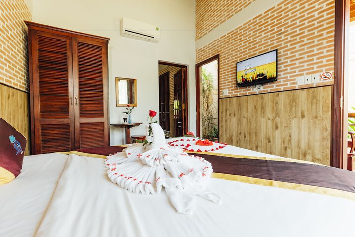 Room 14 of 120