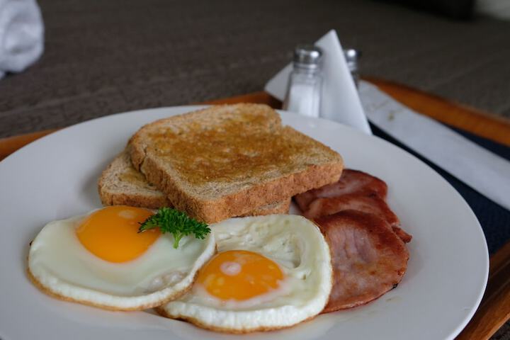 Breakfast/Coffee Service 102 of 144