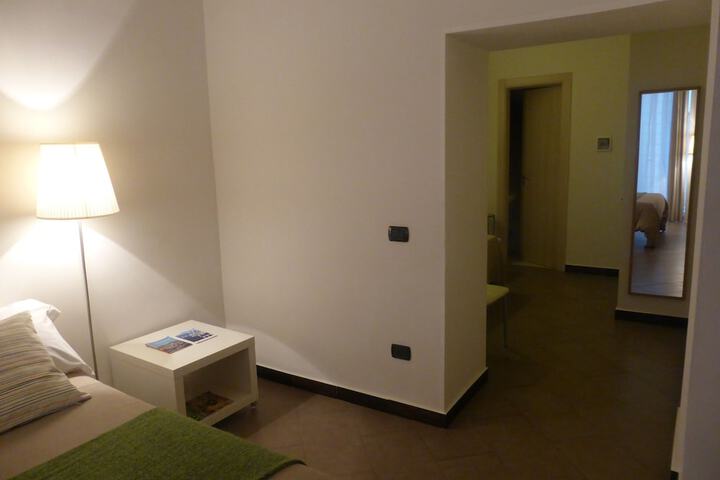 Room 14 of 30