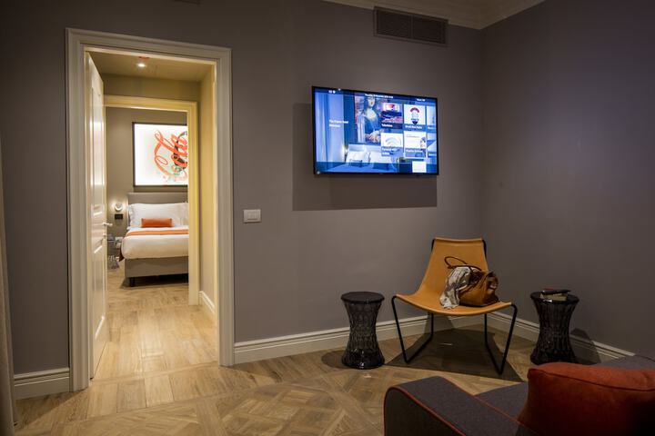 Room 7 of 50