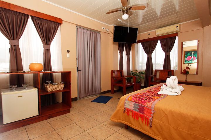 Room 27 of 269