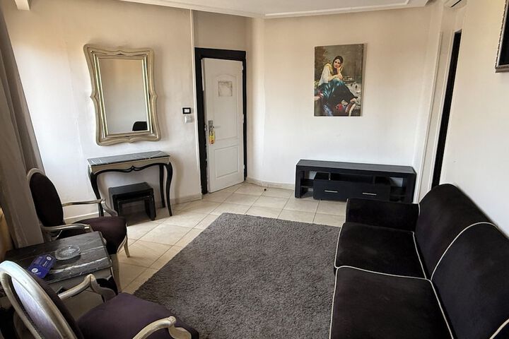 Room 16 of 36