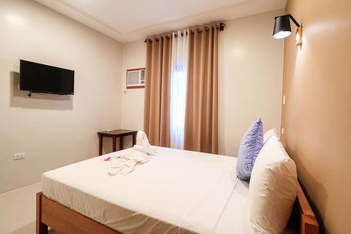 Room 6 of 42