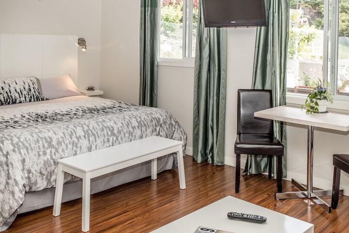 Room 10 of 44