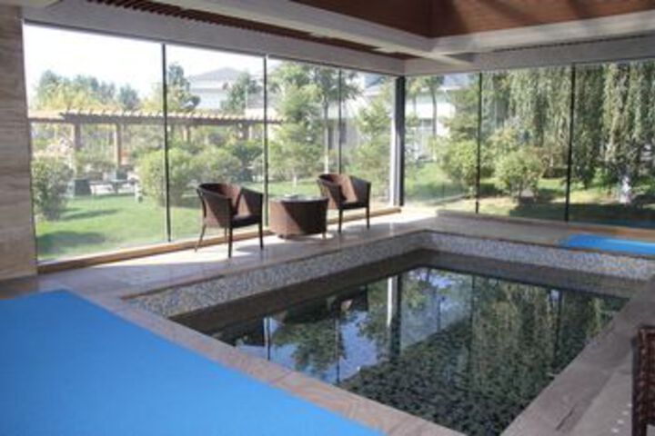 Spa 21 of 27