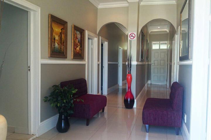 BENTLEY LODGE AND LIFESTYLE