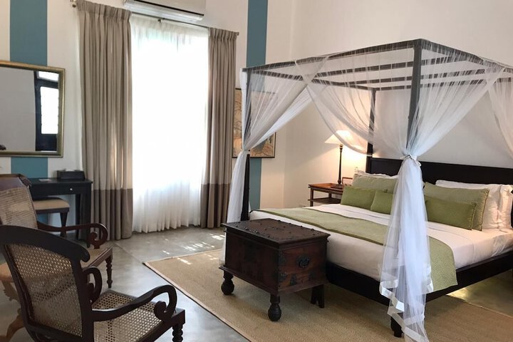 Room 9 of 70