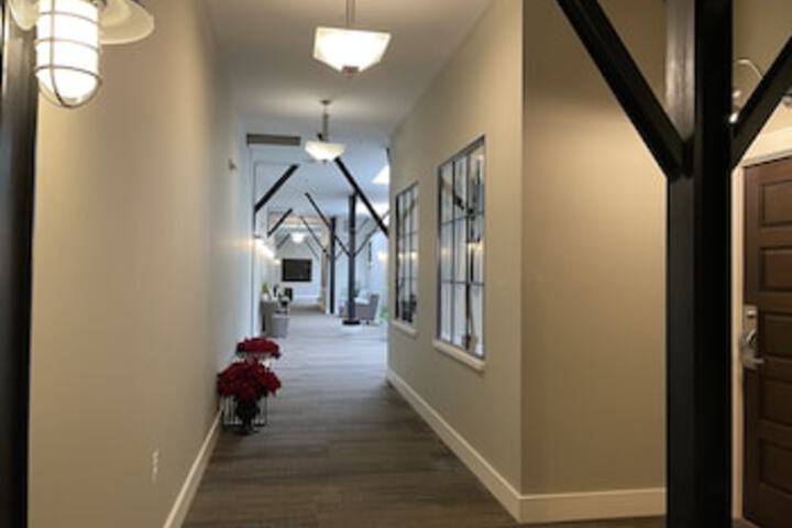 Ballroom/Hall 262 of 285