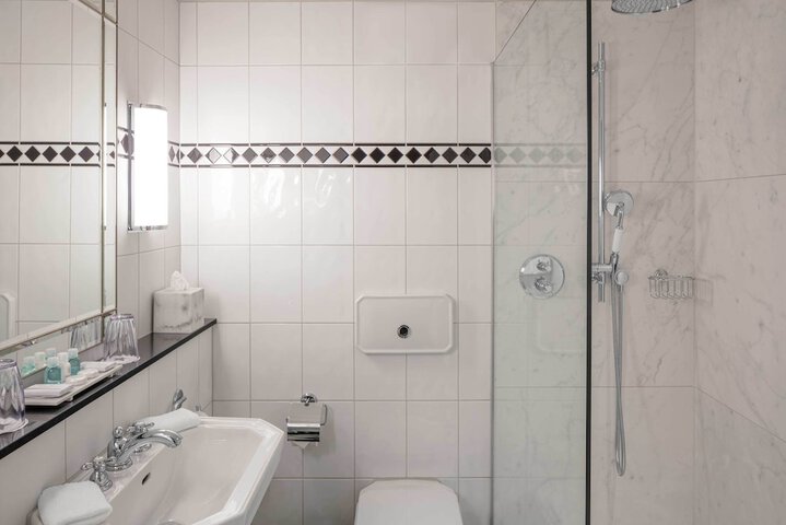 Clean Restrooms