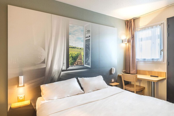 Room 15 of 39