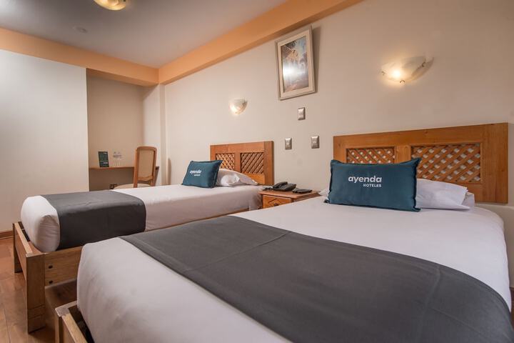 Room 6 of 33