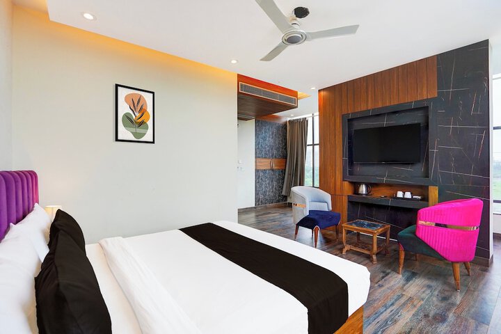 Room 25 of 41