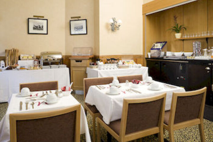 Breakfast/Coffee Service 8 of 46