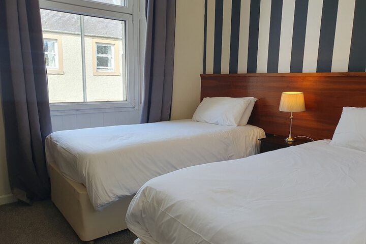Room 3 of 18