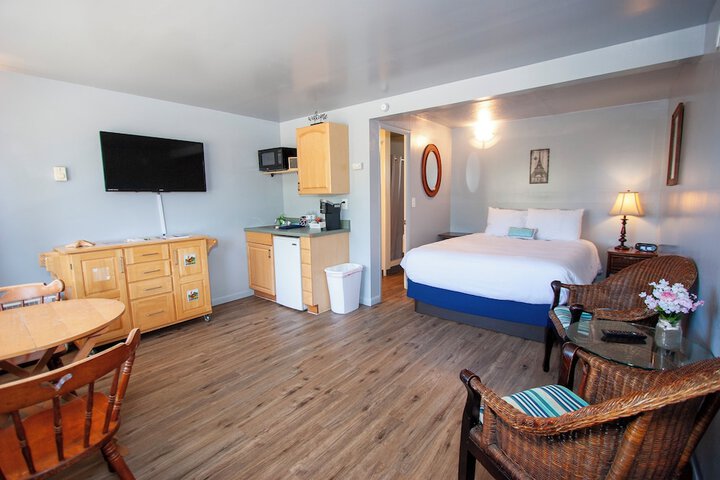 Room 2 of 53