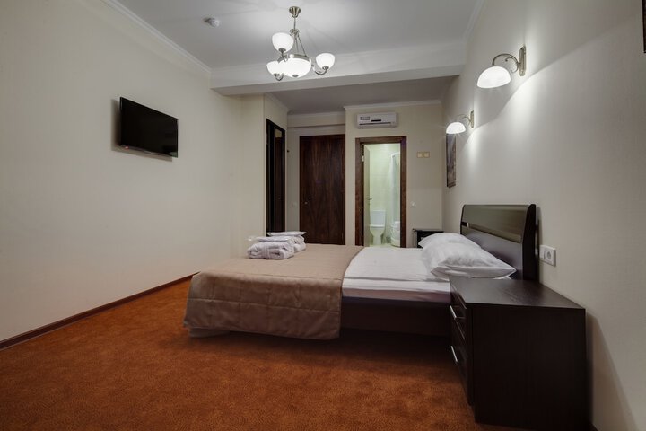 Room 8 of 59