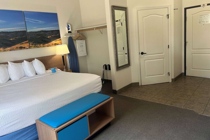Room 7 of 40