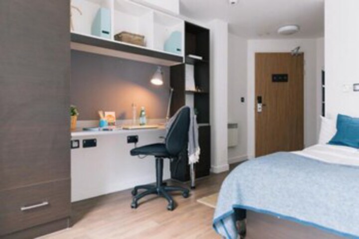 Room 53 of 93