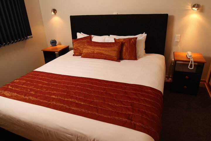 Room 3 of 61