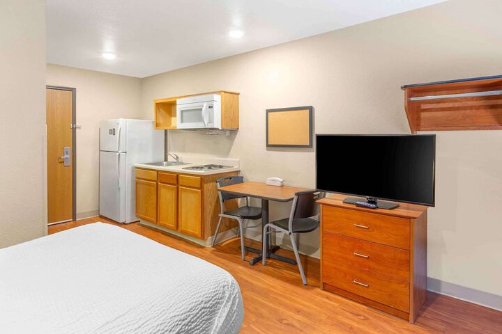 Studio with Double Bed (10 of 10)