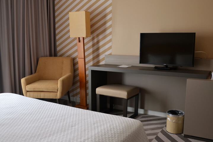 Room 38 of 117