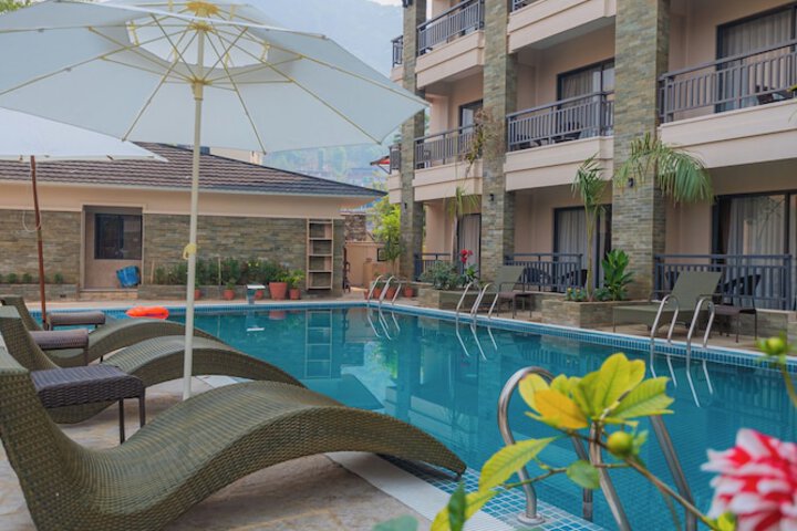 Pool 43 of 70