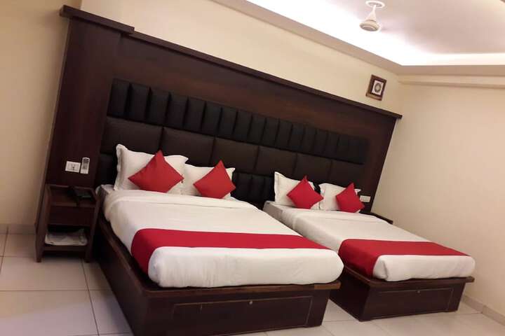 Room 7 of 30