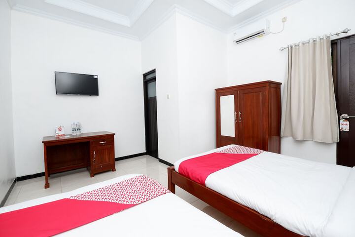 Room 21 of 35