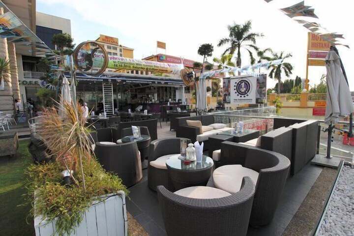 Terrace/Patio 69 of 75