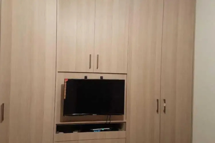 Room 5 of 18