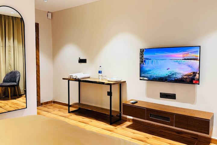 Room 60 of 104