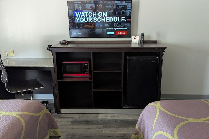 Room 10 of 21