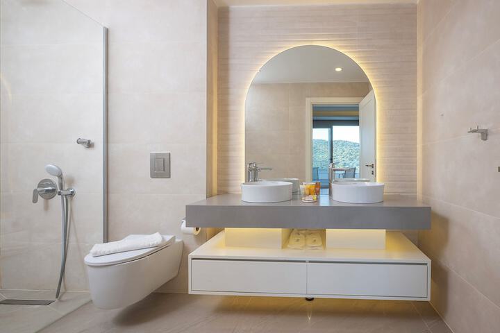 Bath Interior
