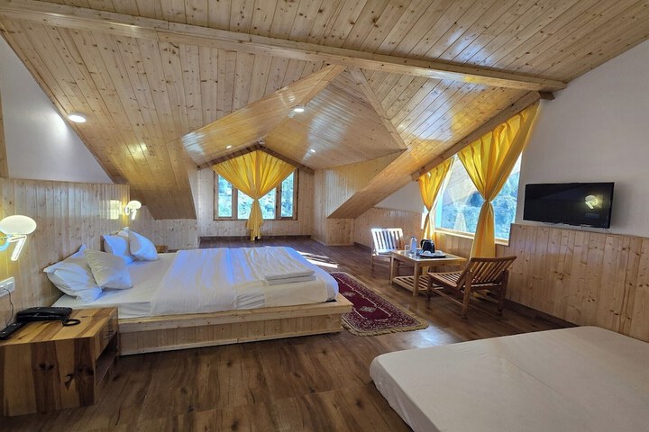 Room 35 of 110