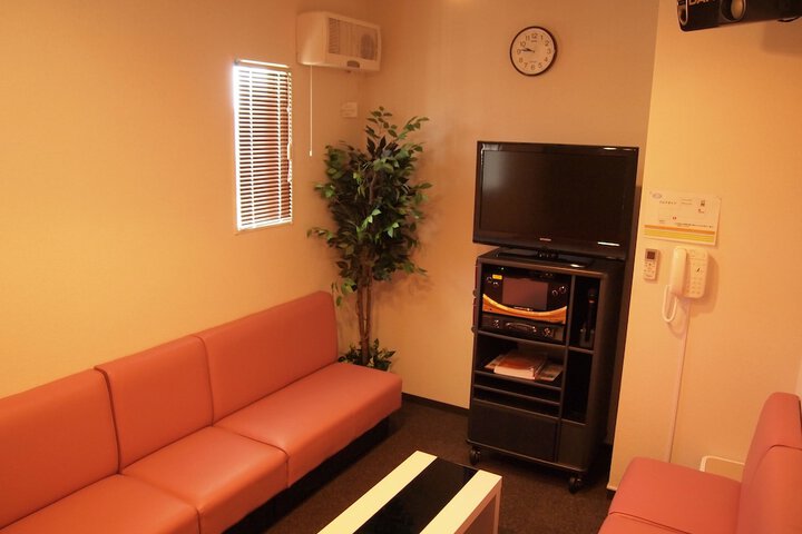 Room 49 of 84