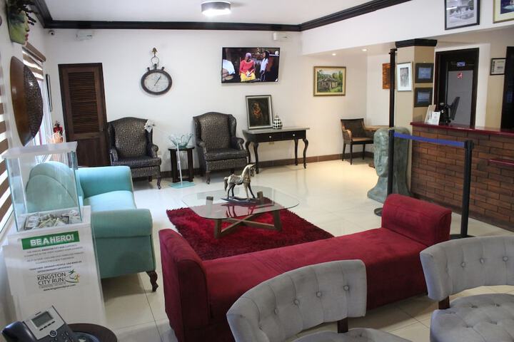 Entrance & Lobby