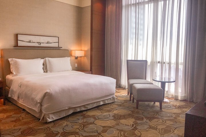 Room 15 of 49