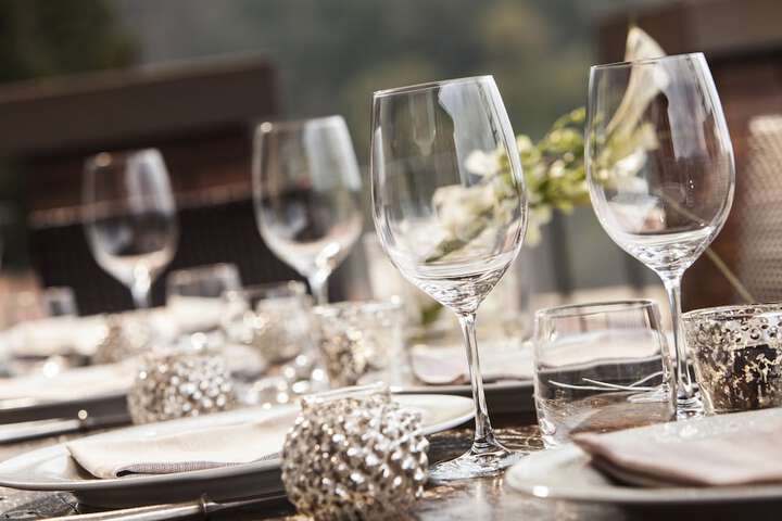 Dining 52 of 103