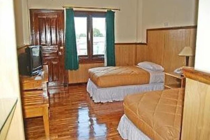Room 8 of 67