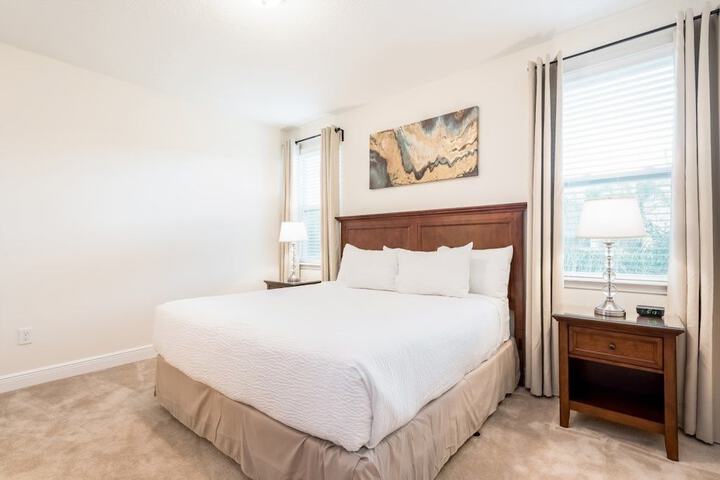 Room 4 of 31